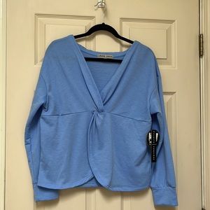 Light sweatshirt, material top